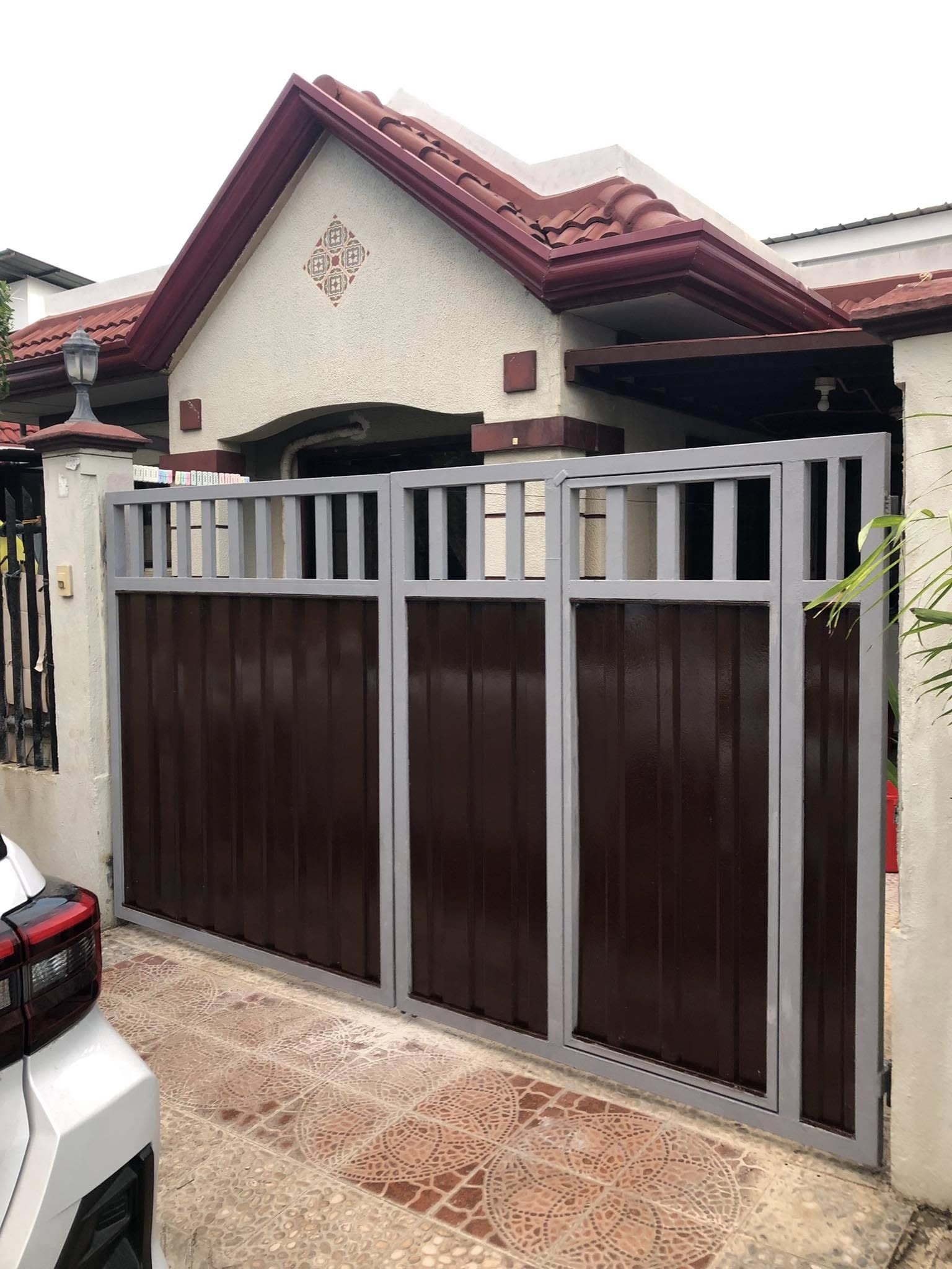 Metal Gate — Residential